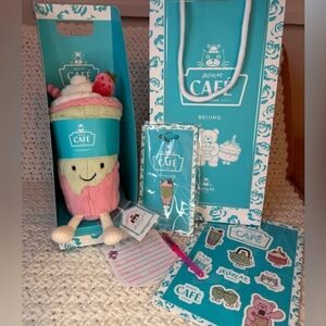 *BNWT* Jellycat Beijing Cafe Exclusive Berrity Latte Set *Authentic* ✅